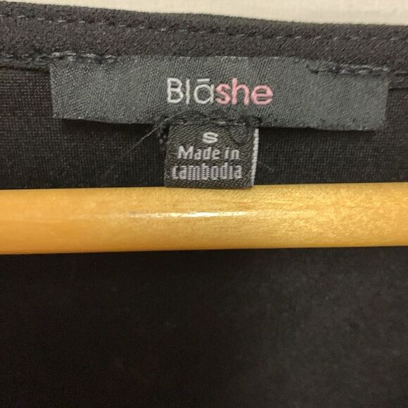 Blashe Black Hook and Eye with Chiffon Long Sleeves Crop Top Size S - Picture 6 of 14